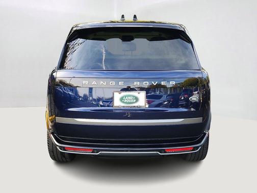 2023 Land Rover Range Rover P530 SE