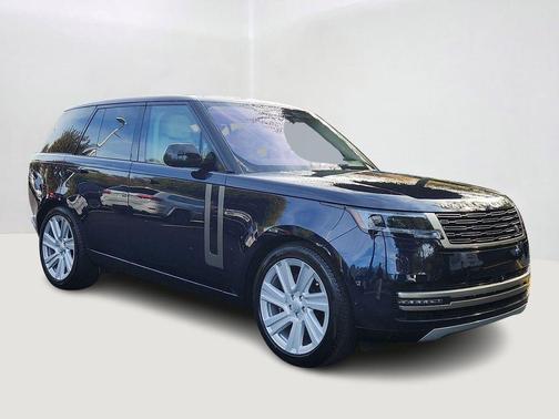 2023 Land Rover Range Rover P530 SE