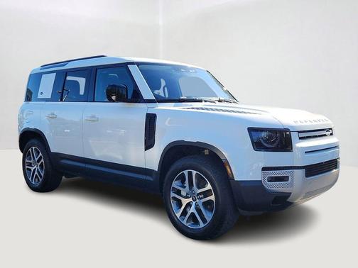 2020 Land Rover Defender 110 SE