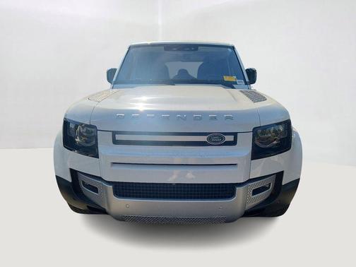 2020 Land Rover Defender 110 SE