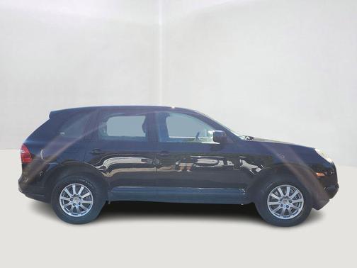 2010 Porsche Cayenne Cayenne