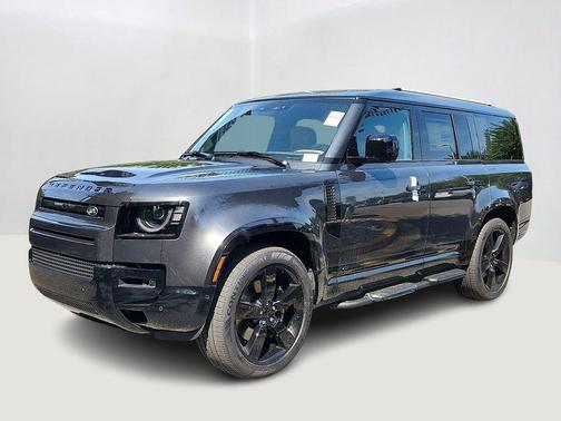2026 Land Rover Defender V8