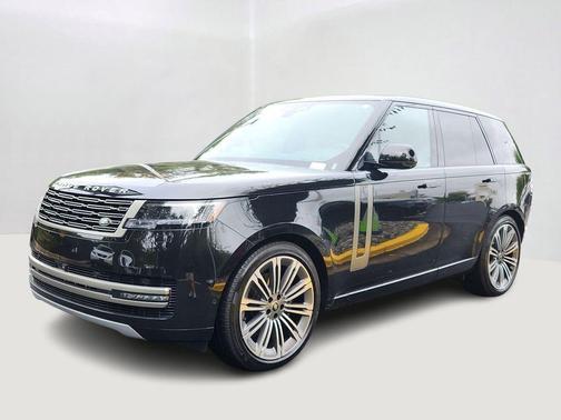 2025 Land Rover Range Rover P400 SE