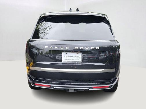 2025 Land Rover Range Rover P400 SE