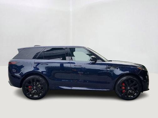 2023 Land Rover Range Rover Sport SE