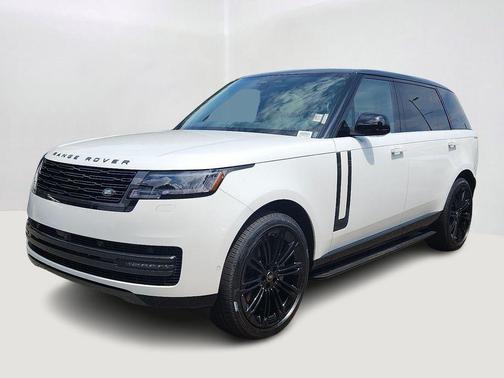 2025 Land Rover Range Rover P400 SE 7 Seat