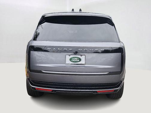 2024 Land Rover Range Rover P530 SE