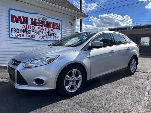 Silver 2013 Ford Focus SE