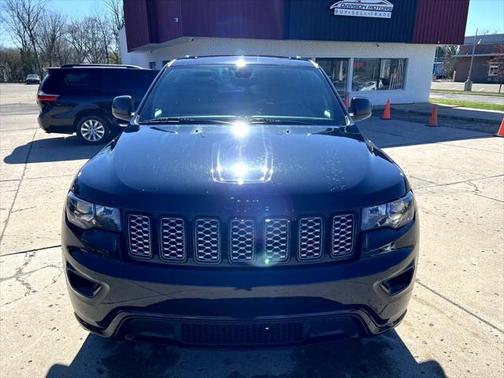 2019 Jeep Grand Cherokee Altitude
