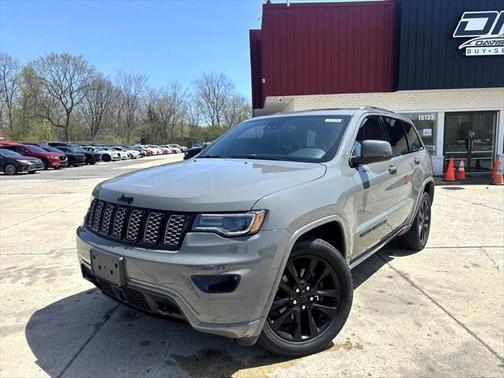 2020 Jeep Grand Cherokee Altitude