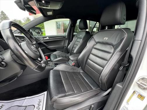 2019 Volkswagen Golf R 2.0T Manual