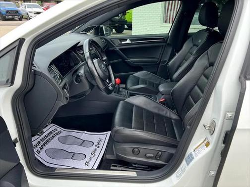 2019 Volkswagen Golf R 2.0T Manual
