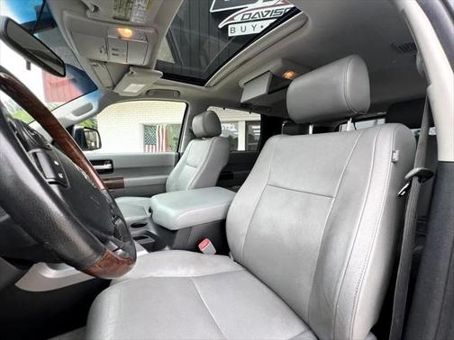 2010 Toyota Sequoia Platinum