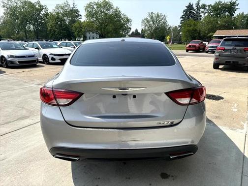 2015 Chrysler 200 S
