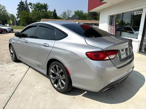 2015 Chrysler 200 S