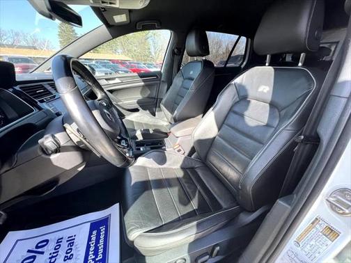 2018 Volkswagen Golf R 2.0T DSG