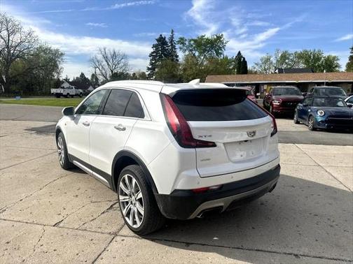 2019 Cadillac XT4 Premium Luxury