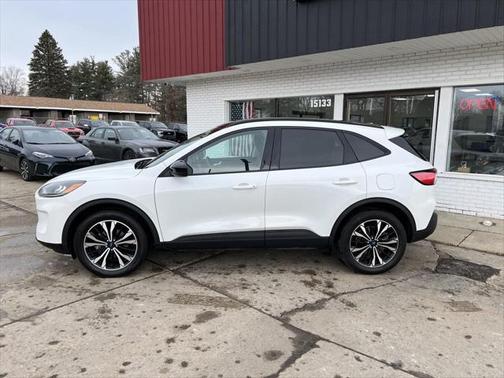 2022 Ford Escape SEL