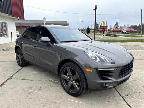2016 Porsche Macan S