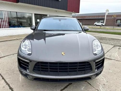 2016 Porsche Macan S