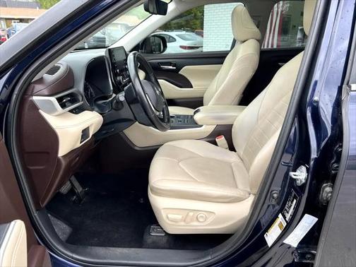 2020 Toyota Highlander XLE