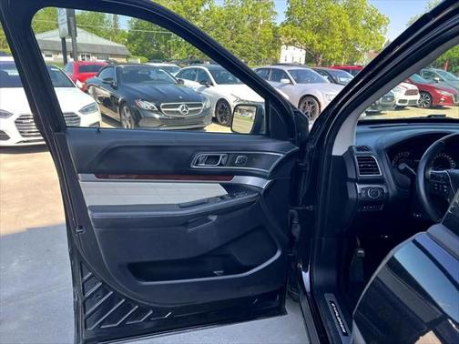 2019 Ford Explorer Platinum