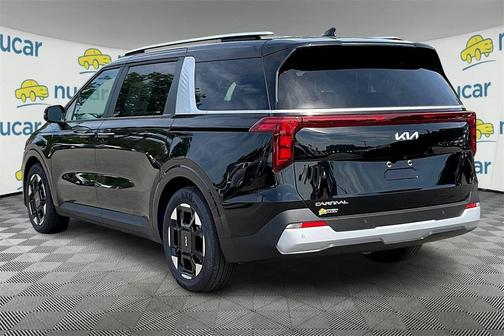 2025 Kia Carnival EX