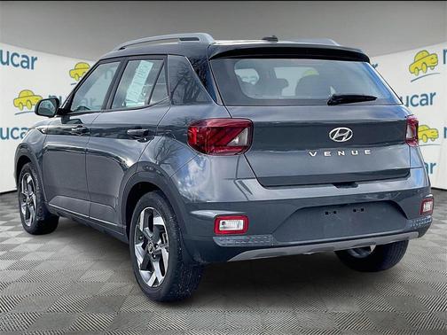 2024 Hyundai VENUE Limited