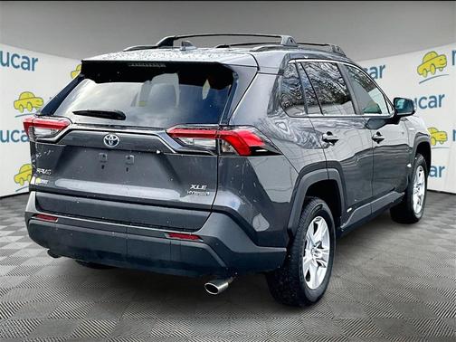 2020 Toyota RAV4 Hybrid XLE