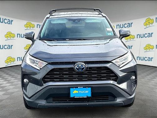 2020 Toyota RAV4 Hybrid XLE