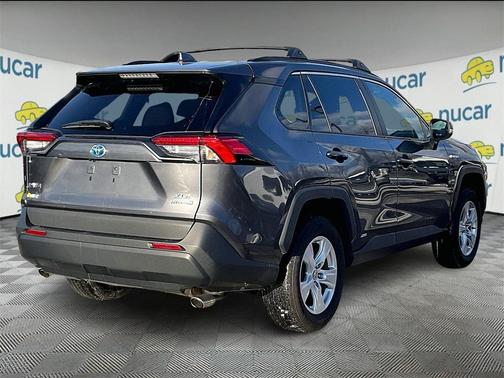 2020 Toyota RAV4 Hybrid XLE