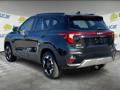 Black 2026 Kia Seltos S