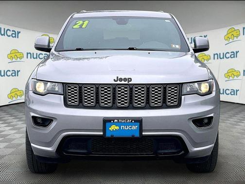 Silver 2021 Jeep Grand Cherokee Laredo X
