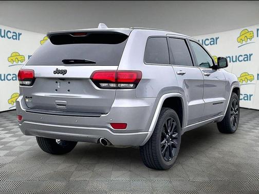 Silver 2021 Jeep Grand Cherokee Laredo X