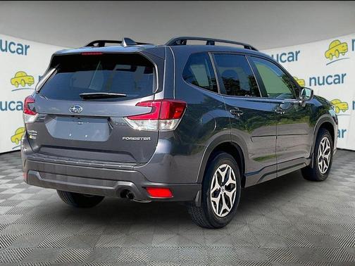 Magnetite Gray Metallic 2023 Subaru Forester Premium