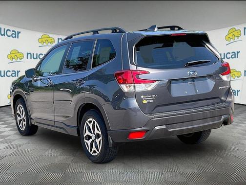 Magnetite Gray Metallic 2023 Subaru Forester Premium