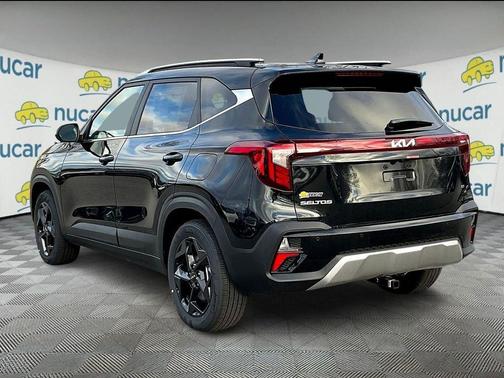 Black 2026 Kia Seltos EX