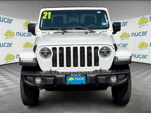 2021 Jeep Gladiator Sport