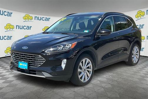 2022 Ford Escape Titanium