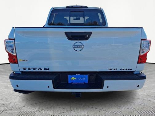 Glacier White 2024 Nissan Titan SV