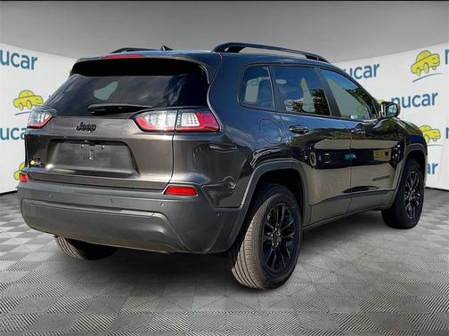 2023 Jeep Cherokee Altitude Lux