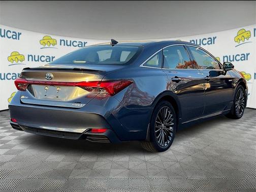 2021 Toyota Avalon Hybrid XSE