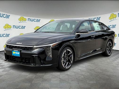 Black 2025 Kia K4 GT-Line