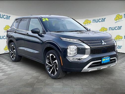 2024 Mitsubishi Outlander SE
