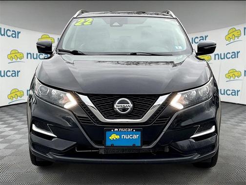 2022 Nissan Rogue Sport SL