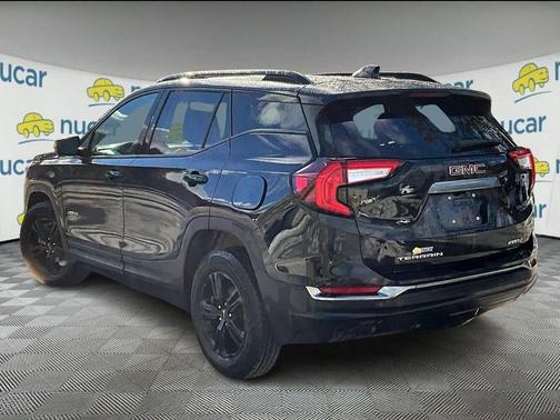 2024 GMC Terrain AT4