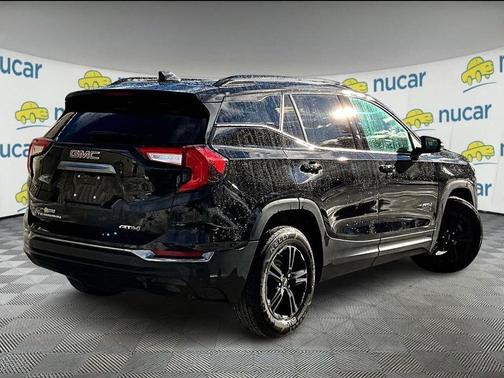 2024 GMC Terrain AT4