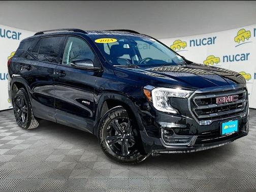 2024 GMC Terrain AT4