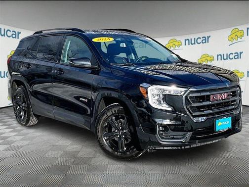2024 GMC Terrain AT4