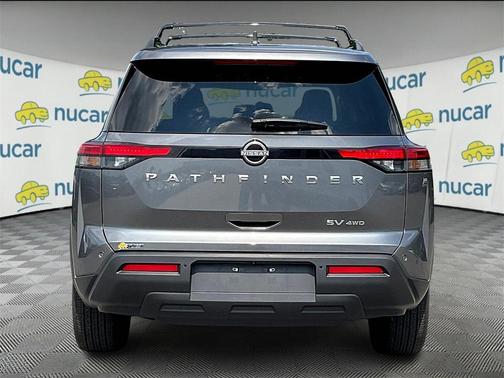 2023 Nissan Pathfinder SV